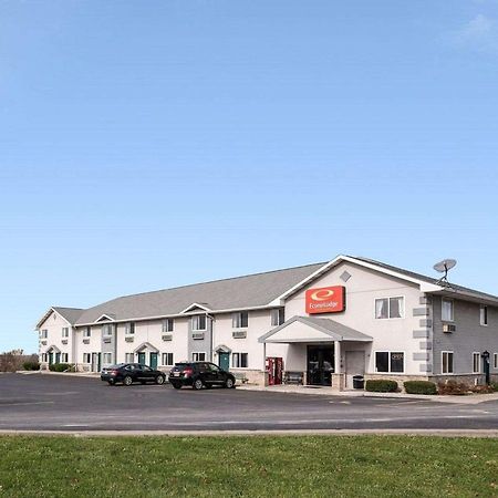 Econo Lodge Inn & Suites Canandaigua Kültér fotó