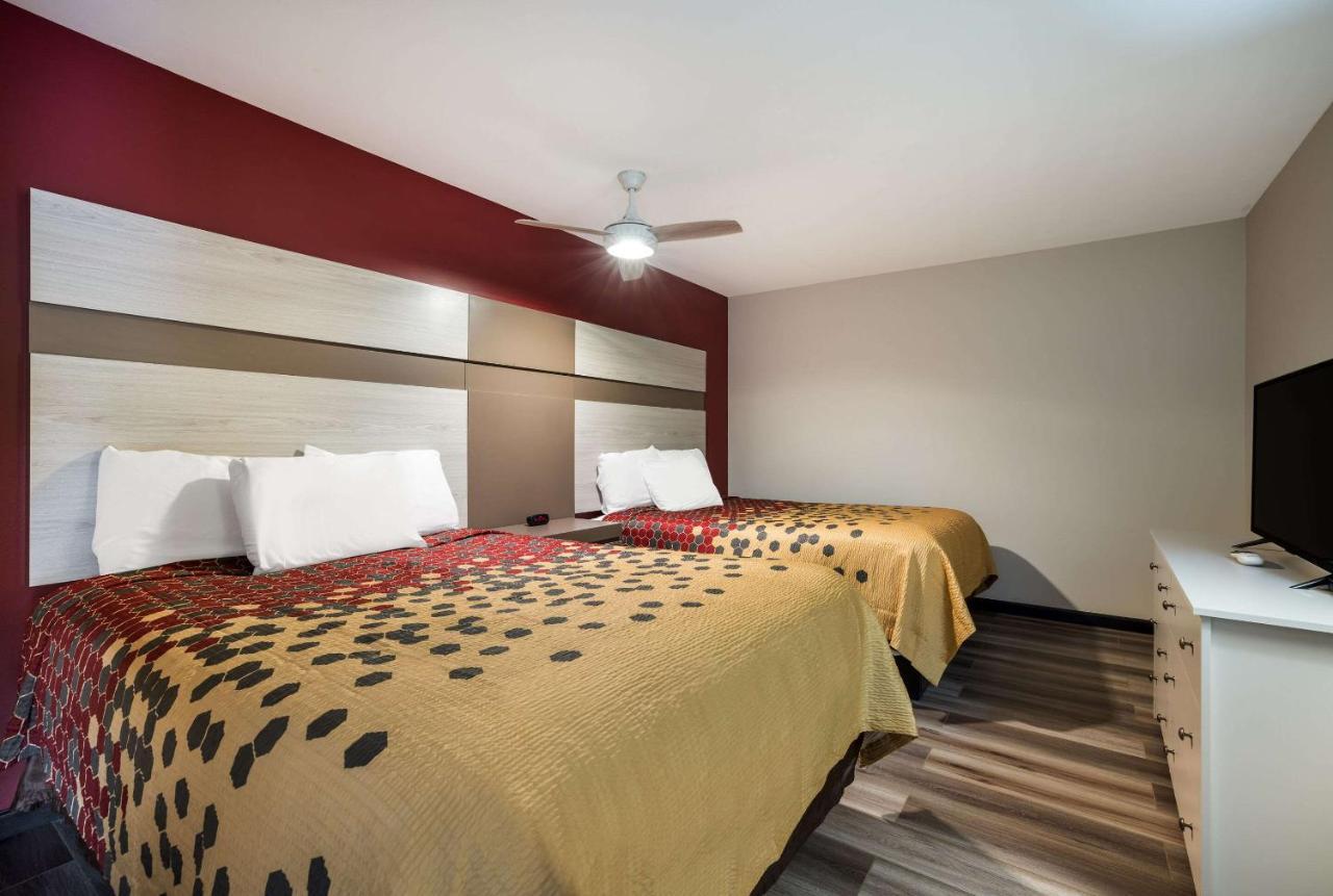 Econo Lodge Inn & Suites Canandaigua Kültér fotó