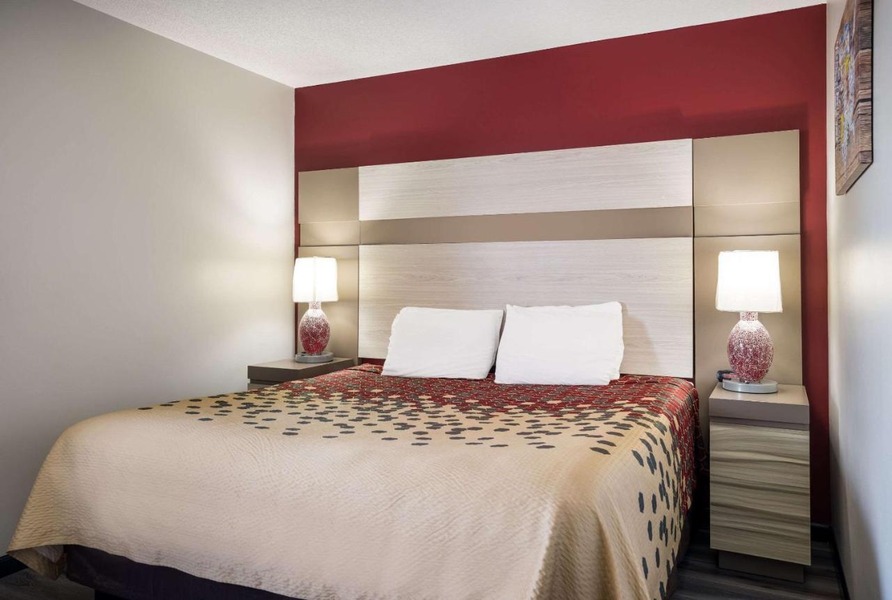 Econo Lodge Inn & Suites Canandaigua Kültér fotó