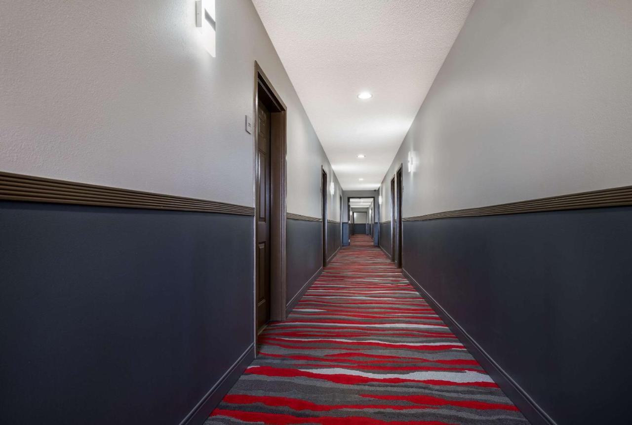 Econo Lodge Inn & Suites Canandaigua Kültér fotó