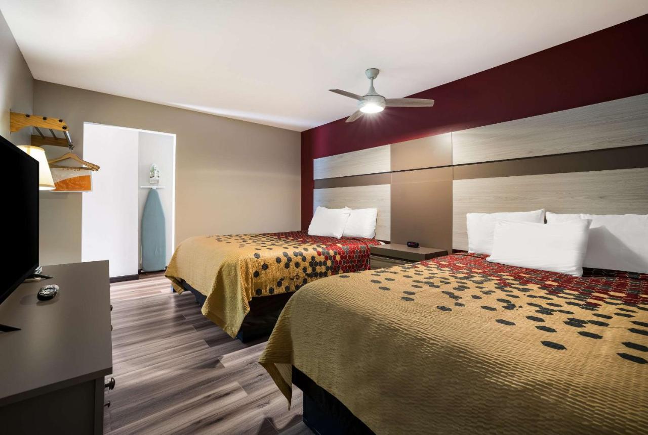 Econo Lodge Inn & Suites Canandaigua Kültér fotó