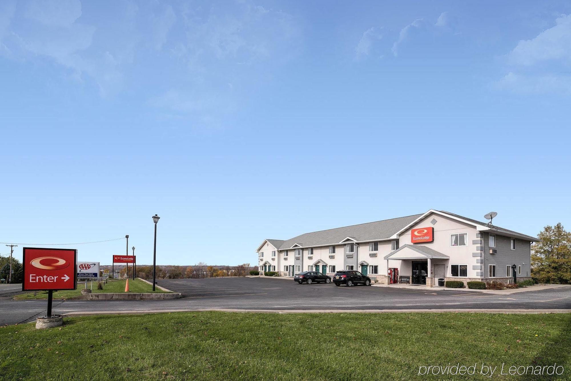 Econo Lodge Inn & Suites Canandaigua Kültér fotó